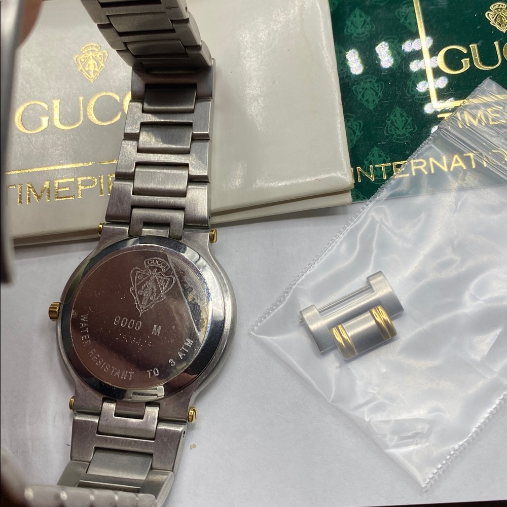 Gucci Two-Tone Gold and Silver Timepiece - Picture 3 of 4